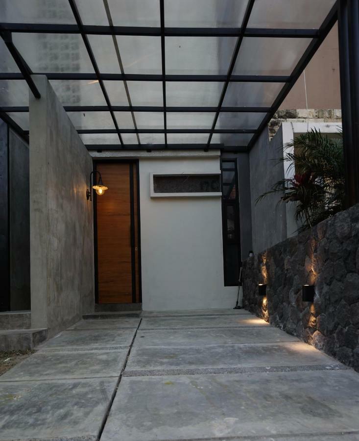 The Cendana Villa'S Batu  Exteriör bild